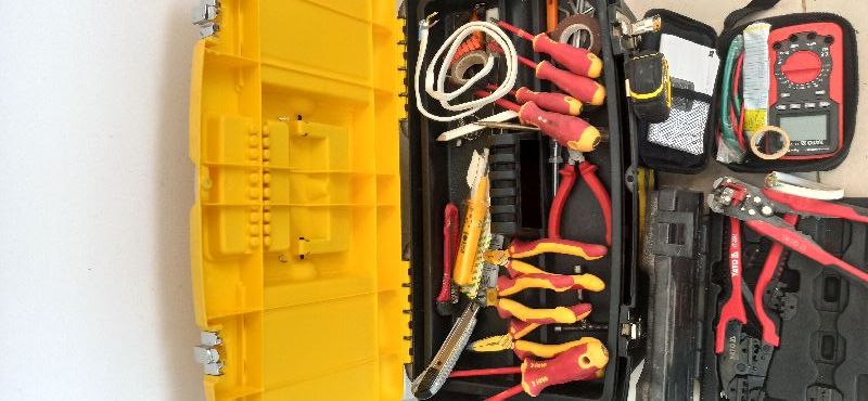 modernizacja mieszkaniowej instalacji elektrycznej w bloku